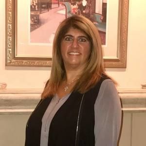 Meet your Posher, Claudine